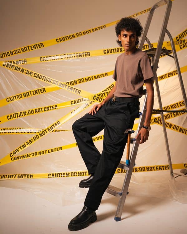 Men’s Straight Fit Carpenter Pants in Black - Image 2