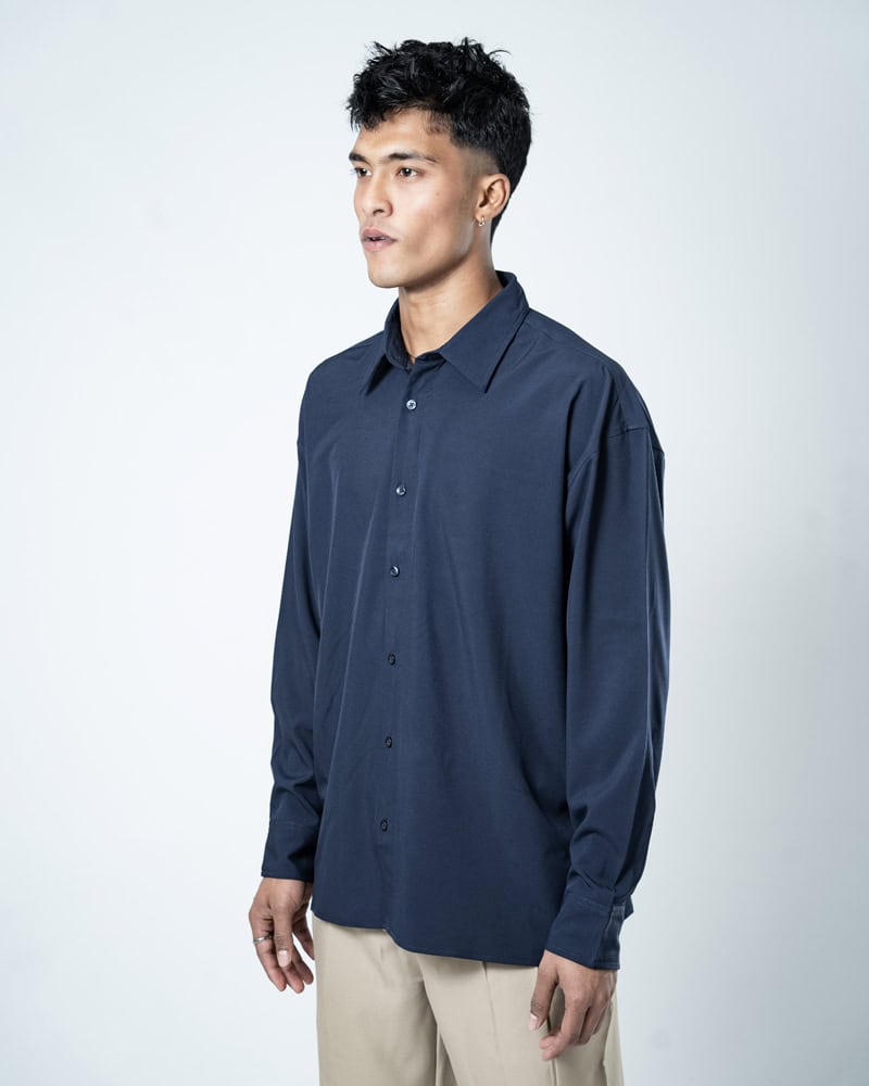 Oversized Flow Shirt in Midnight Blue - Image 9