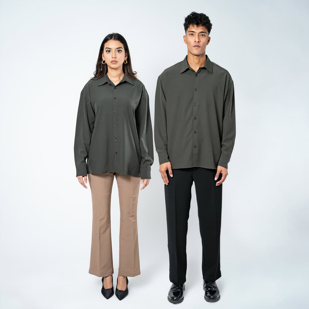 Oversized Flow Shirt in Green - Image 2