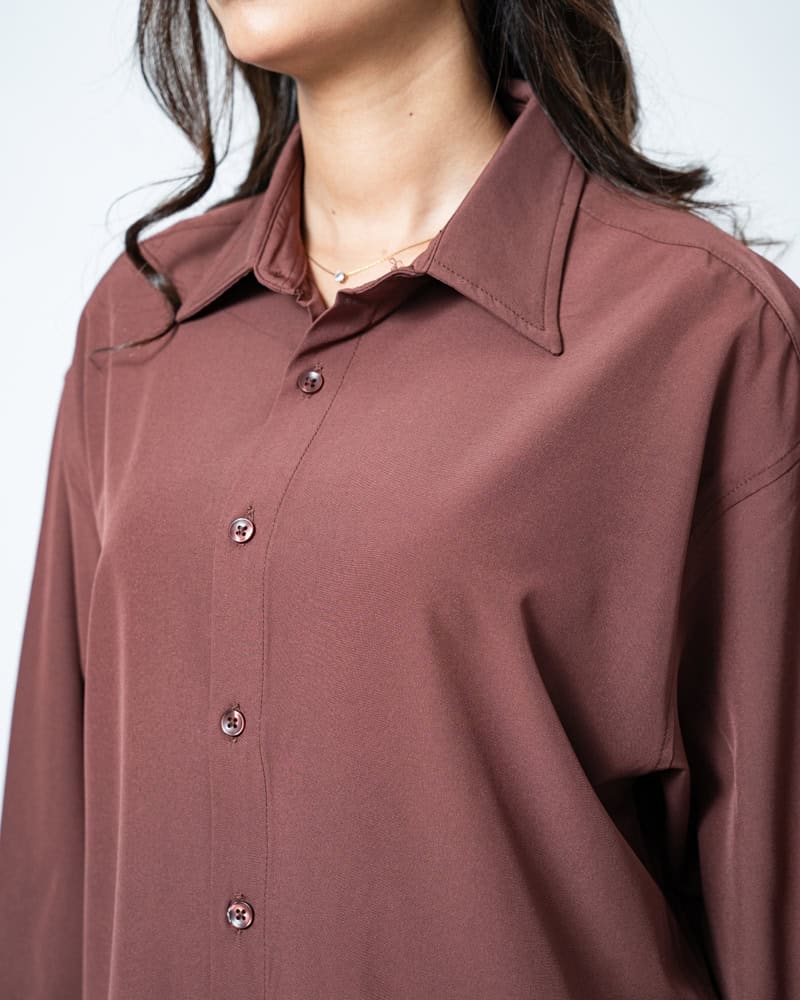 Oversized Flow Shirt in Brown - Image 12